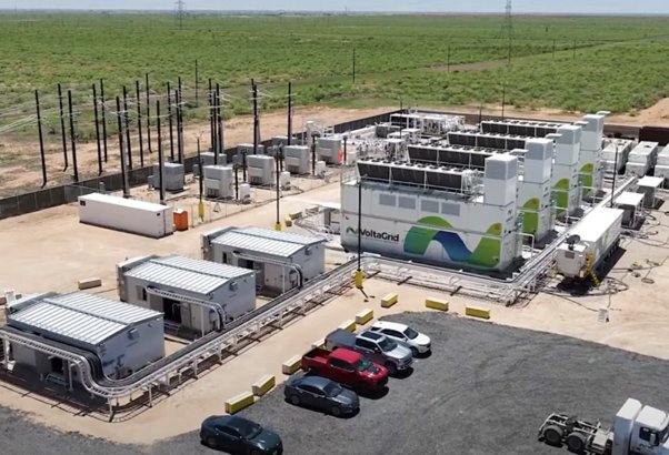 Natural gas microgrid generator system providing prime power for a data center